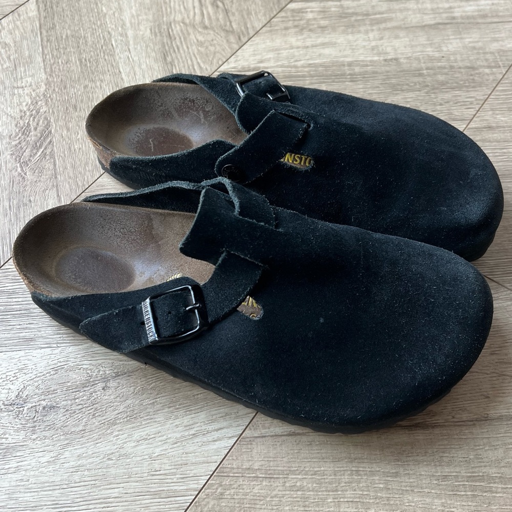 Birkenstock Boston clogs black suede